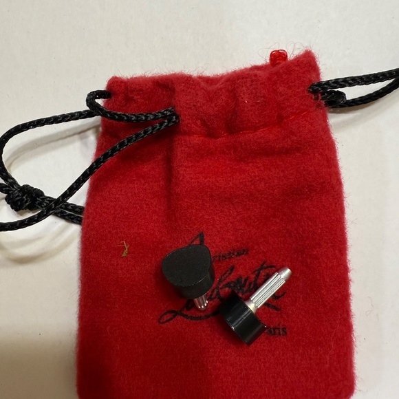 Almost New…Christian Louboutin Apostrophe 100 Nappa Pump - Picture 15 of 16